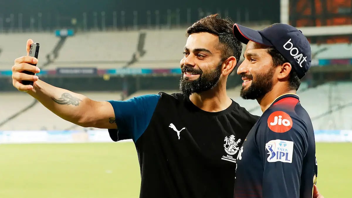 Virat Kohli takes a selfie with Virat Kohli after RCB defeated LSG in Kolkata on Wednesday. 