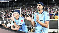 File photo : Gary Kirsten and Ashish Nehra watch IPL 2022 final between Gujarat Titans and Rajasthan Royals.