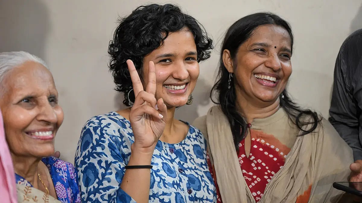 Civil Services Exam Topper Shruti Sharma Scored 54.56 Per Cent Marks: UPSC