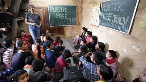 With Himalayan Ecotourism, you can also volunteer to do something in the community