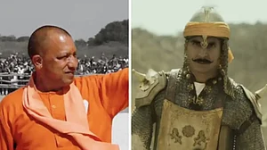 Yogi Adityanath, Akshay Kumar