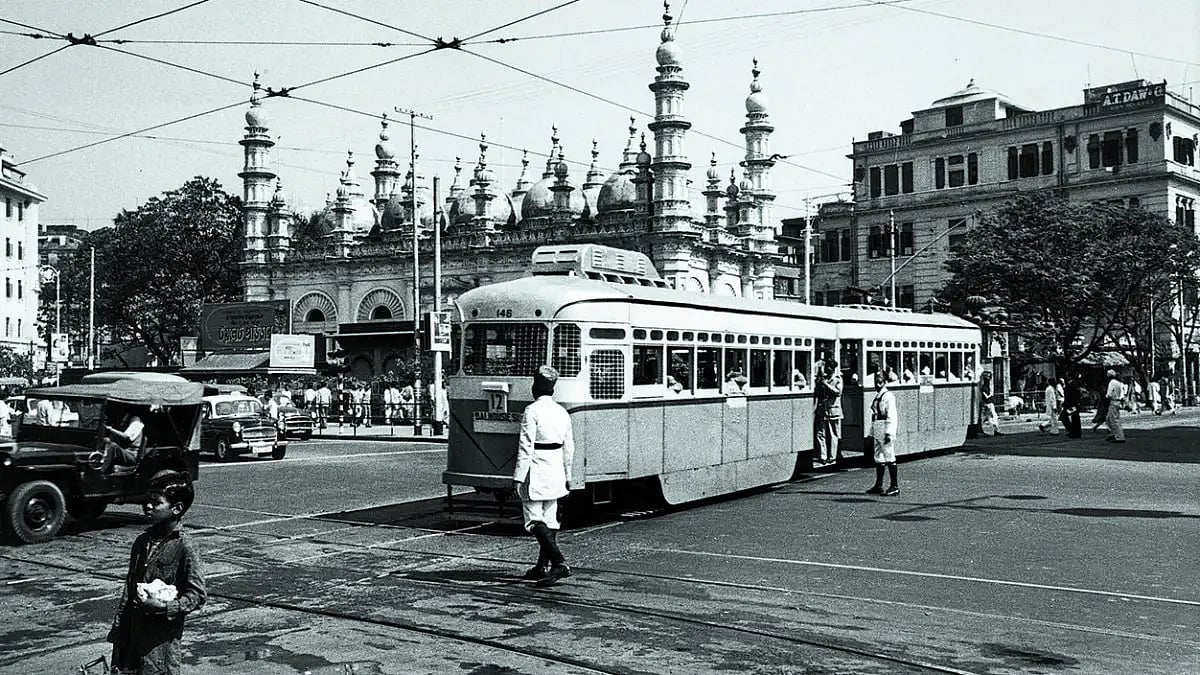 Calcutta blues A tram in Chowringhee