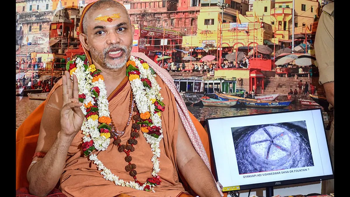 Gyanvapi: Hindu Seer Ends Fast Days After Being Denied Permission To Pray At 'Shivling'