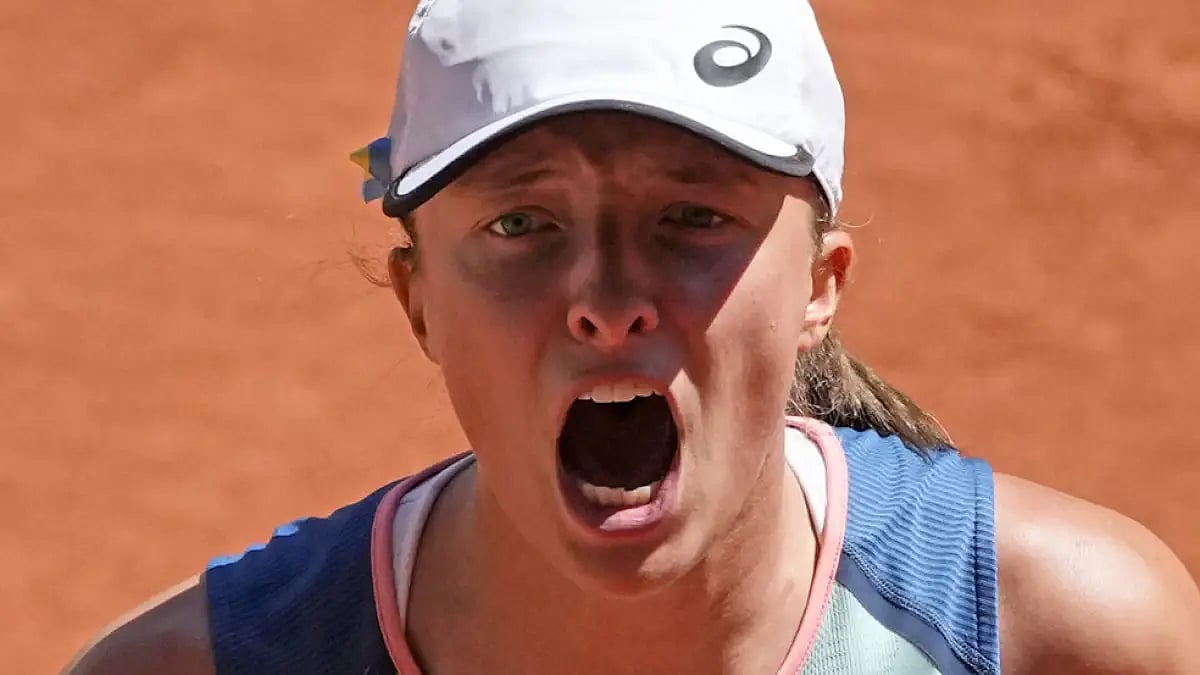 Iga Swiatek leads Coco Gauff 2-0 in the head-to-head record. Watch French Open 2022, women's singles final live.