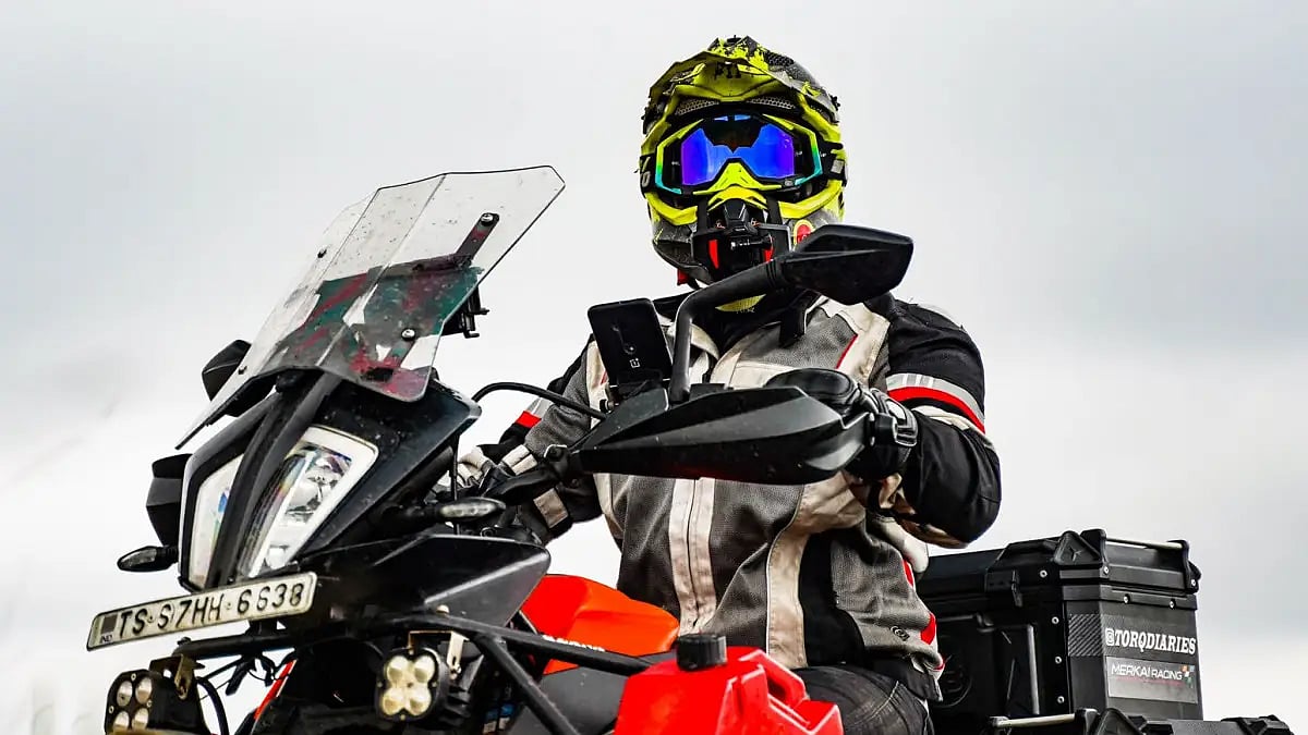 Sasi Tarun, Motorcyclist