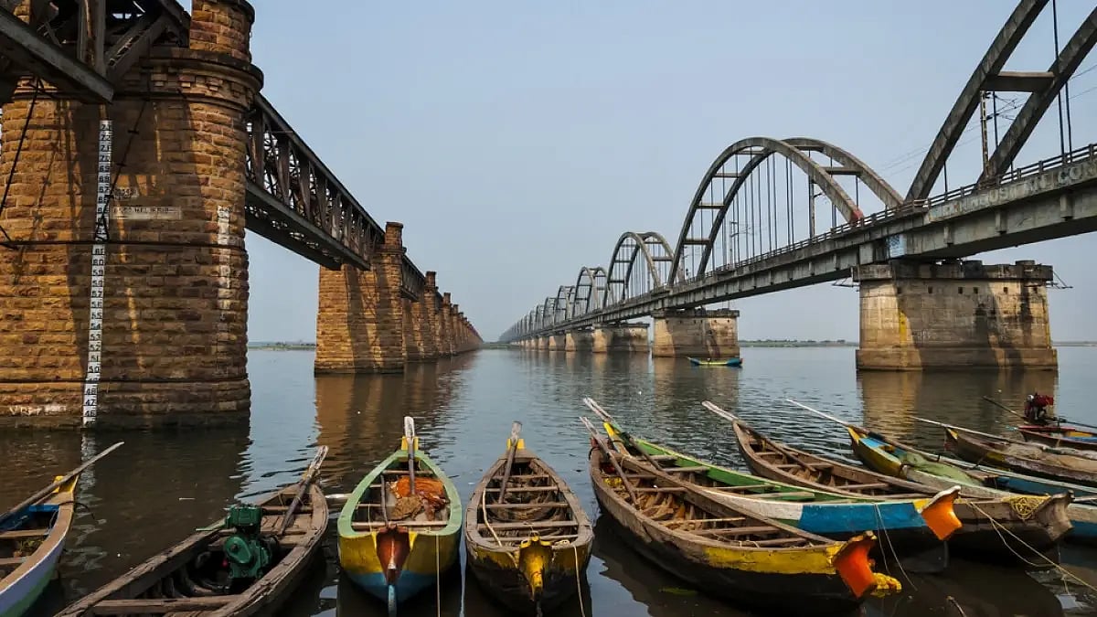 The historic bridge in Andhra Pradesh 