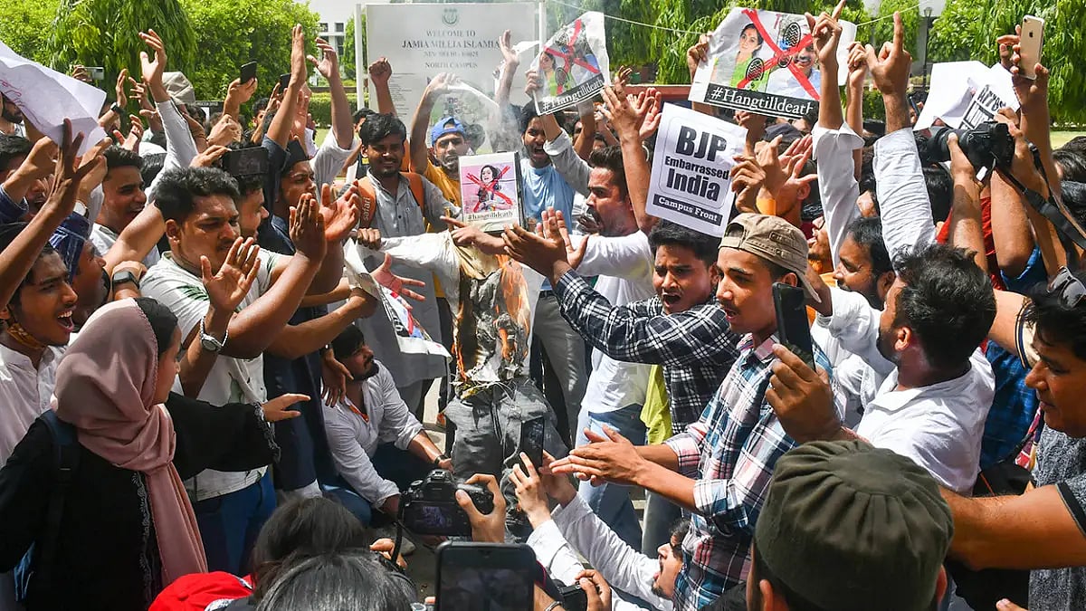 Protest at Jamia Millia Islamia university 
