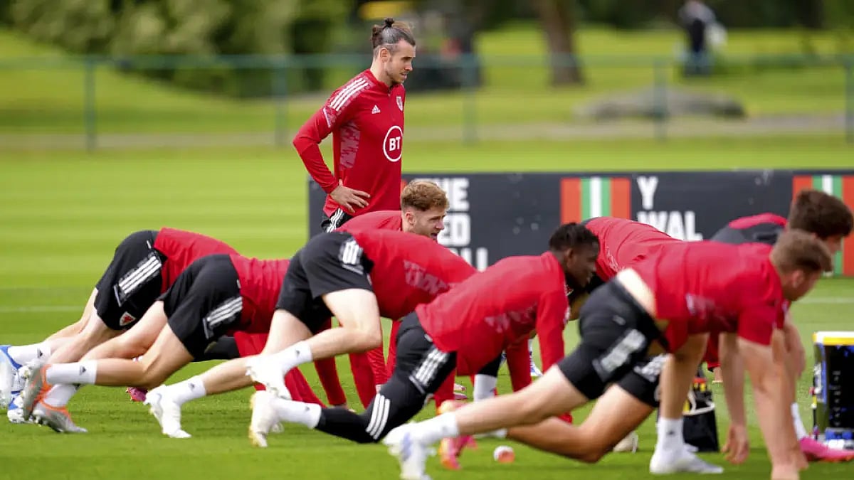 Gareth Bale attends a Wales training session with teammates in Cardiff, June 10, 2022.