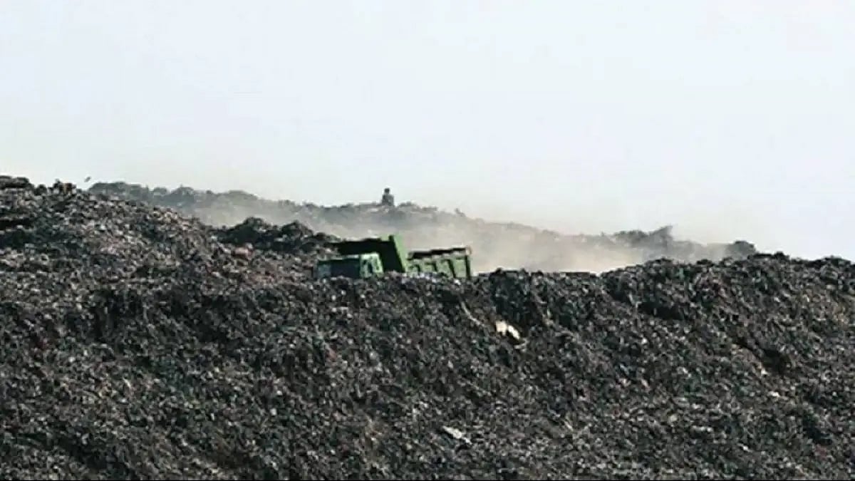 File photo of Ghazipur landfill site in Delhi.(File photo)