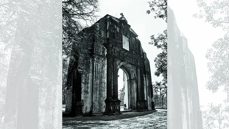 The beginnings: Gate of St Paul’s College, Old Goa