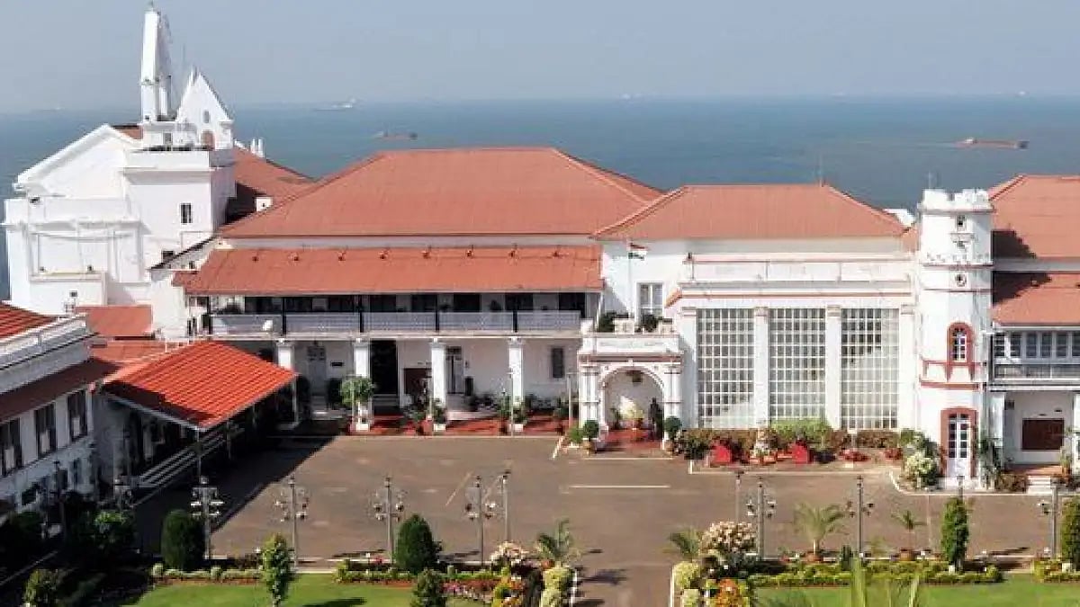 Kovind laid the foundation stone for the new complex