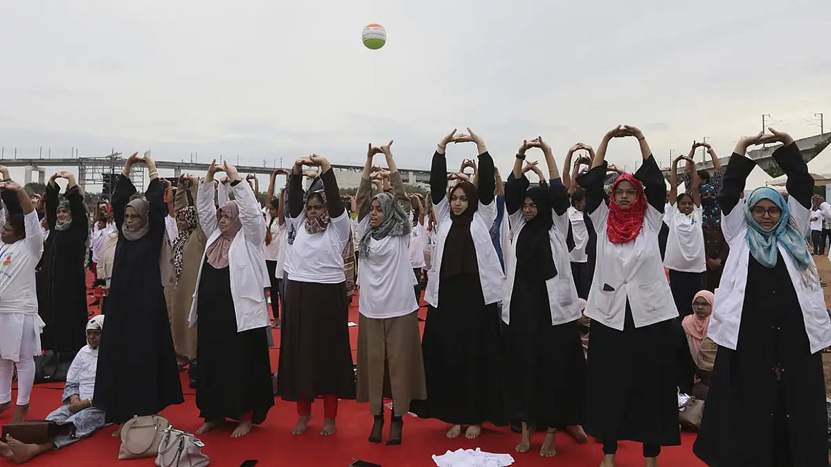 Maharashtra: Yoga Day Celebrated At Trimbakeshwar Temple In Nashik