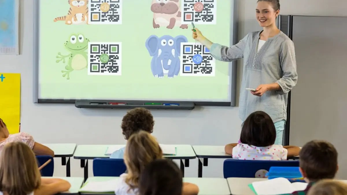 QR codes used in education system