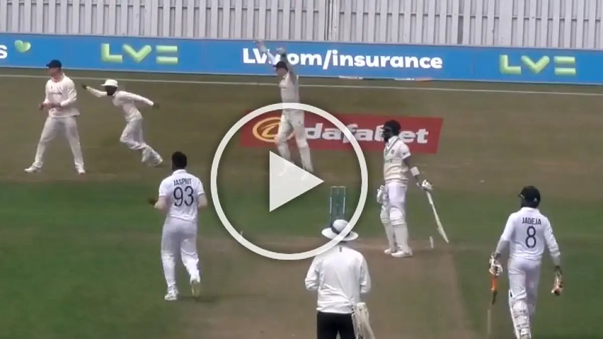 Virat Kohli was caught by Abidine Sakande off Jasprit Bumrah.