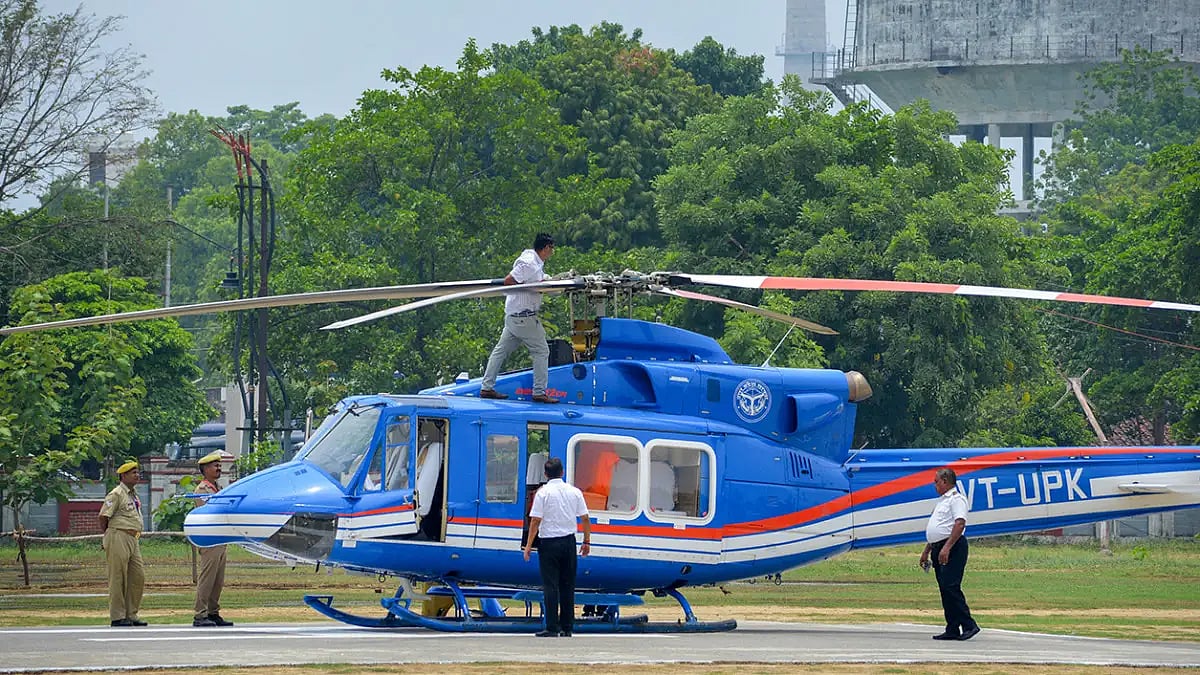 Yogi  Adityanath's Helicopter Emergency Landed In Varanasi After Hitting Bird