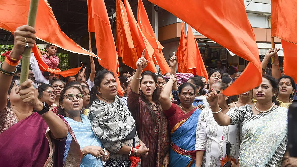 Shiv Sena Workers Take Out March In Solidarity With Uddhav Thackeray In Nagpur