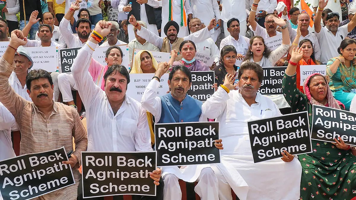 Army, Navy Begin Recruitment Under Agnipath Scheme