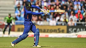 Deepak Hooda plays a shit en route to his century against Ireland in the second T20.