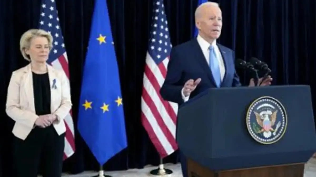US President Joe Biden with EU President Ursula Von Der Leyen	