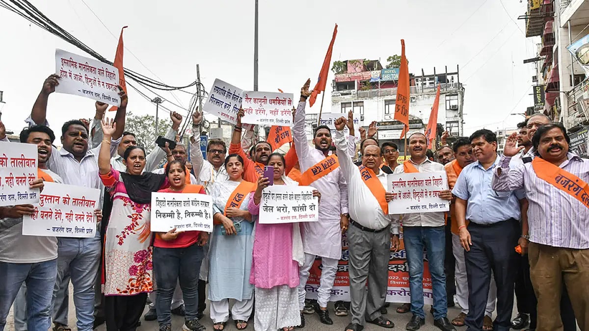 Bajrang Dal Releases Helpline Numbers For Those 'Threatened' Over Social Media Posts