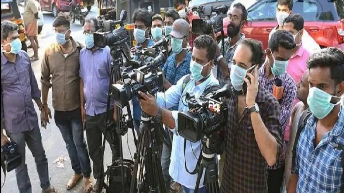 Representative image of journalists working during the Covid-19 pandemic