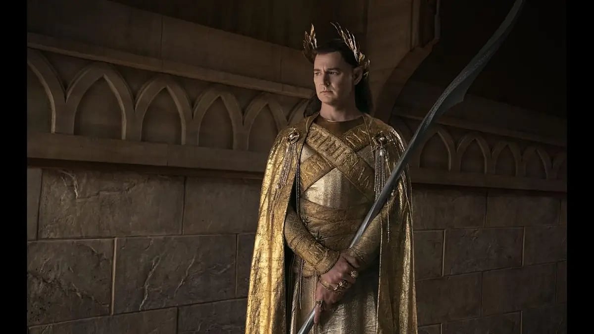 Benjamin Walker as Gil-galad