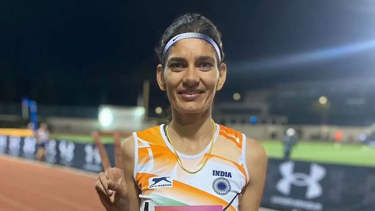 Parul Chaudhary breaks Suriya Loganathan's record of 9:04.5s, set six years ago in New Delhi.