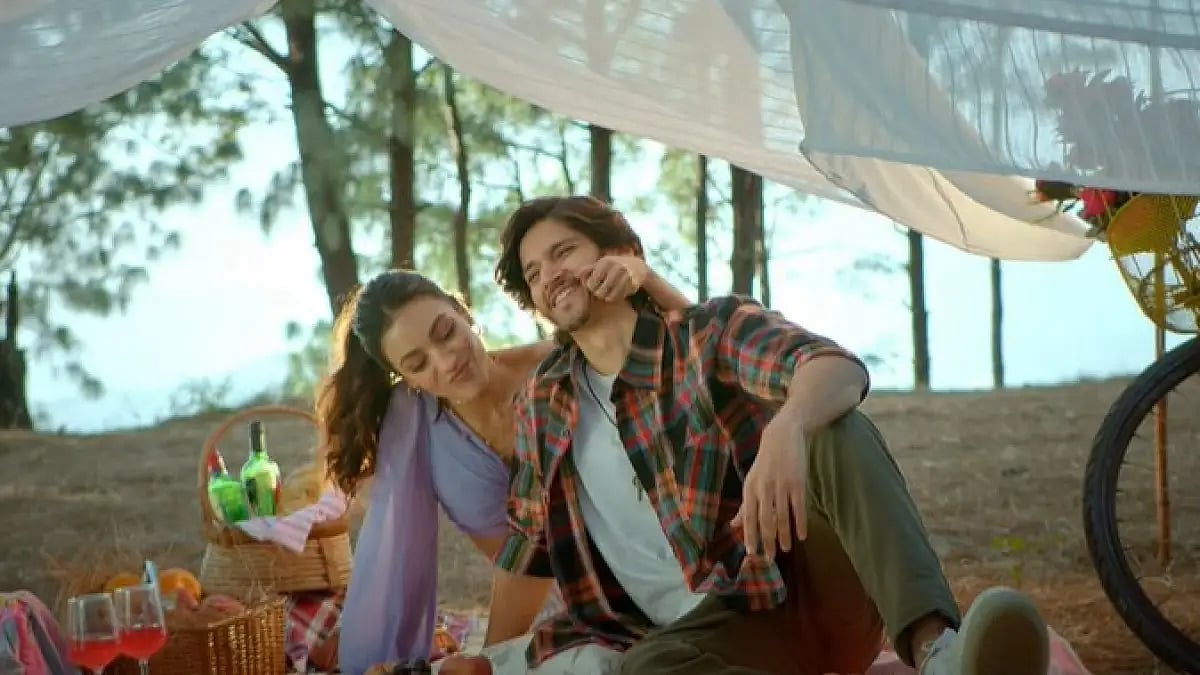 Sahher Bambba And Rohan Mehra In The Music Video 