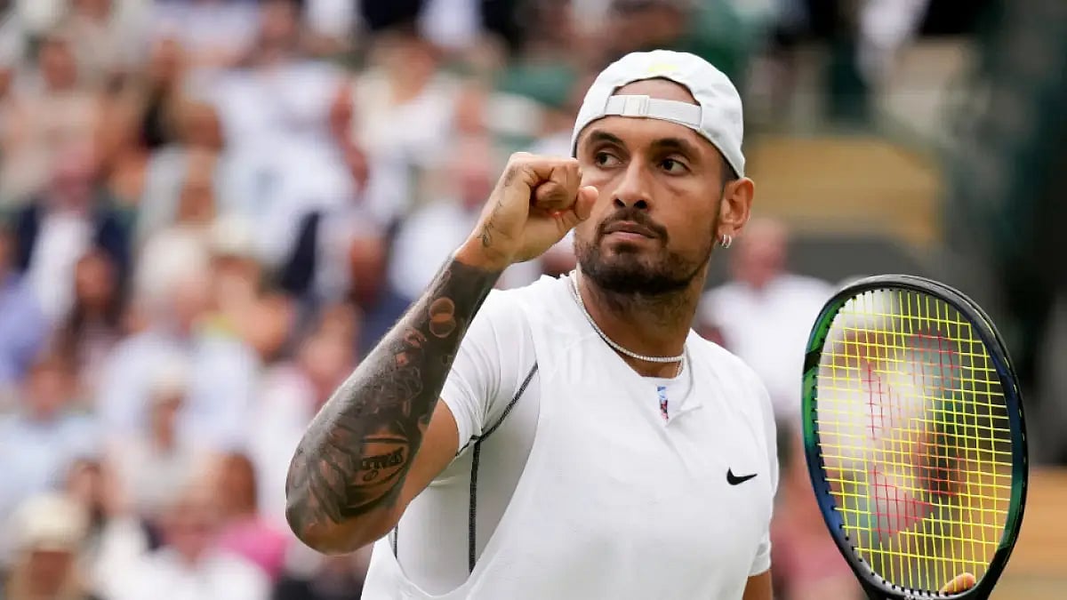 Nick Kyrgios celebrates a point against Cristian Garin During his Wimbledon 2022 quarterfinals. 