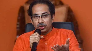 Maharashtra: Shiv Sena Workers In Aurangabad Pledge Loyalty To Uddhav On Notarised Bond Papers