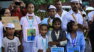A photograph of a demonstration against the Aarey project shared by Aaditya Thackeray