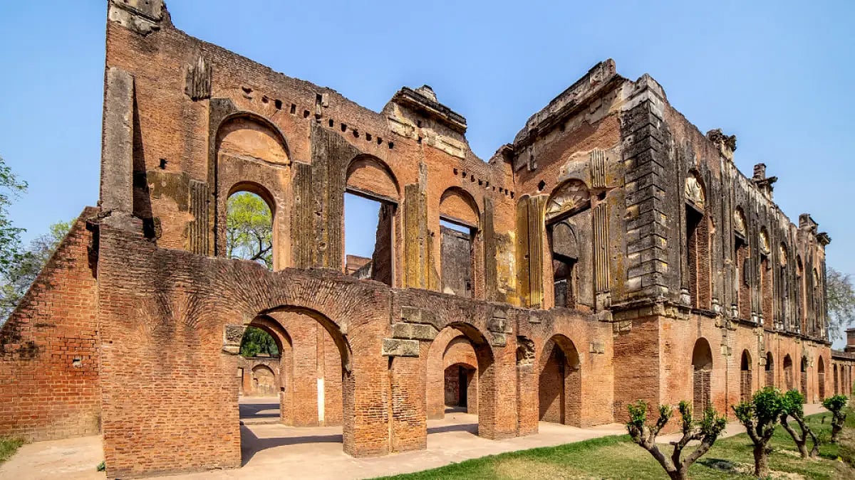 The ruins of the Residency Complex in Lucknow