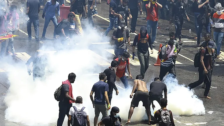 Sri Lanka Crisis: A Long Tale Of Discrimination Against Minority Groups That Goes Beyond Economic Crisis - null