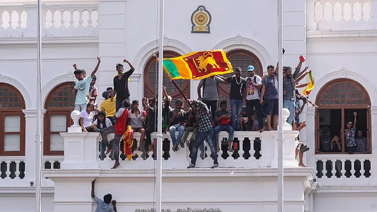 The protesters of Gotagogama - null