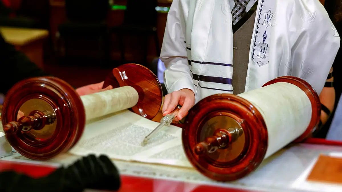 The finding also discovered South Indian jewellery and information about the oldest synagogue - null