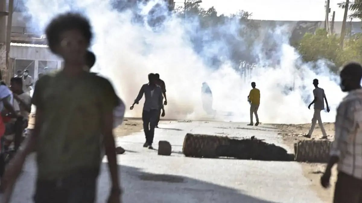 India voiced a note of caution to its citizens in violence-hit Sudan 