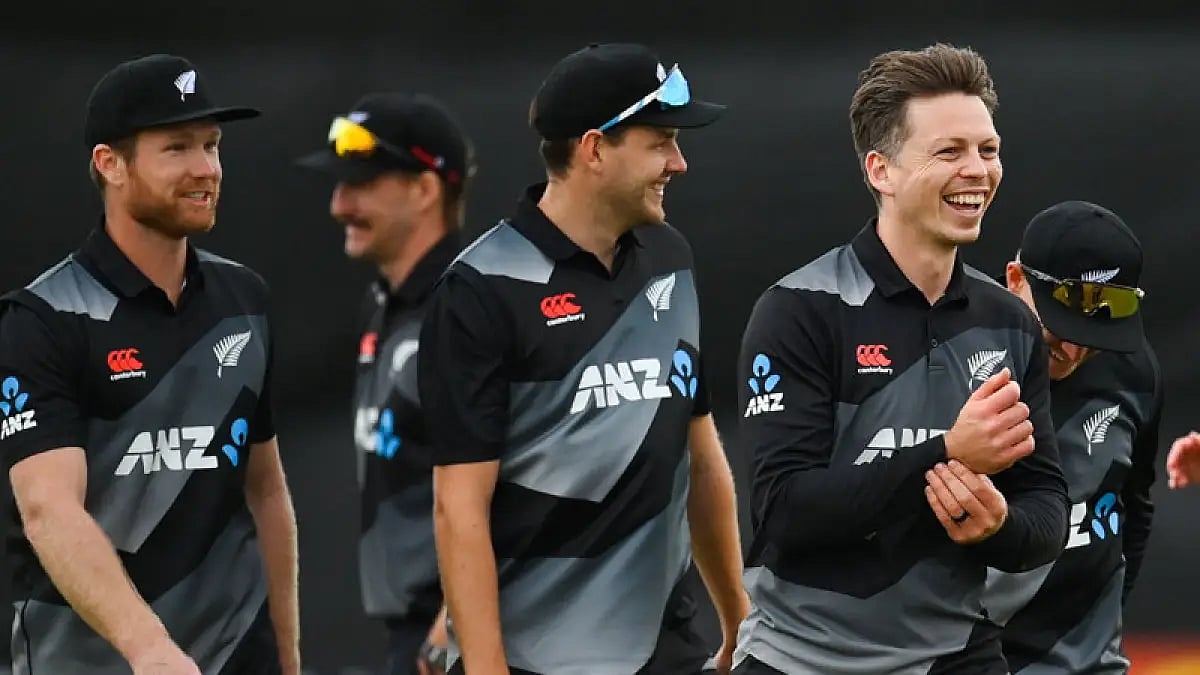 Michael Bracewell takes the last three Ireland wickets off three successive deliveries.