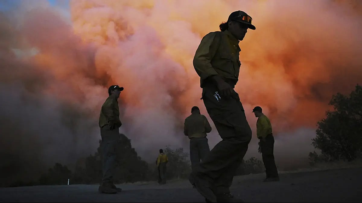 Fire Erupts At Andheri Shopping Area In Mumbai