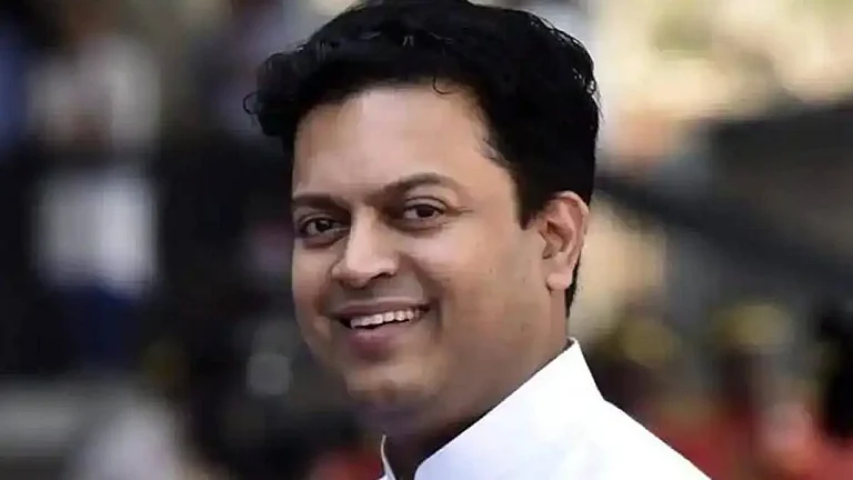 Congress MLA Amit Deshmukh - null