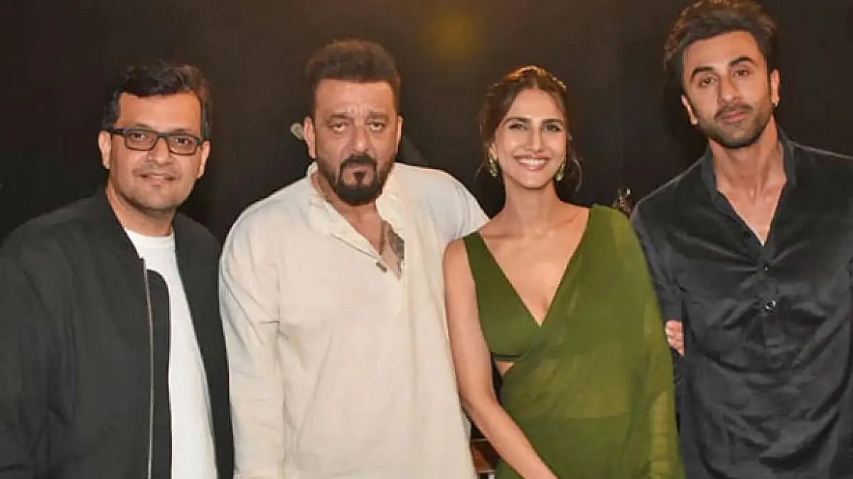 Karan Malhotra With The Cast Of 'Shamshera'