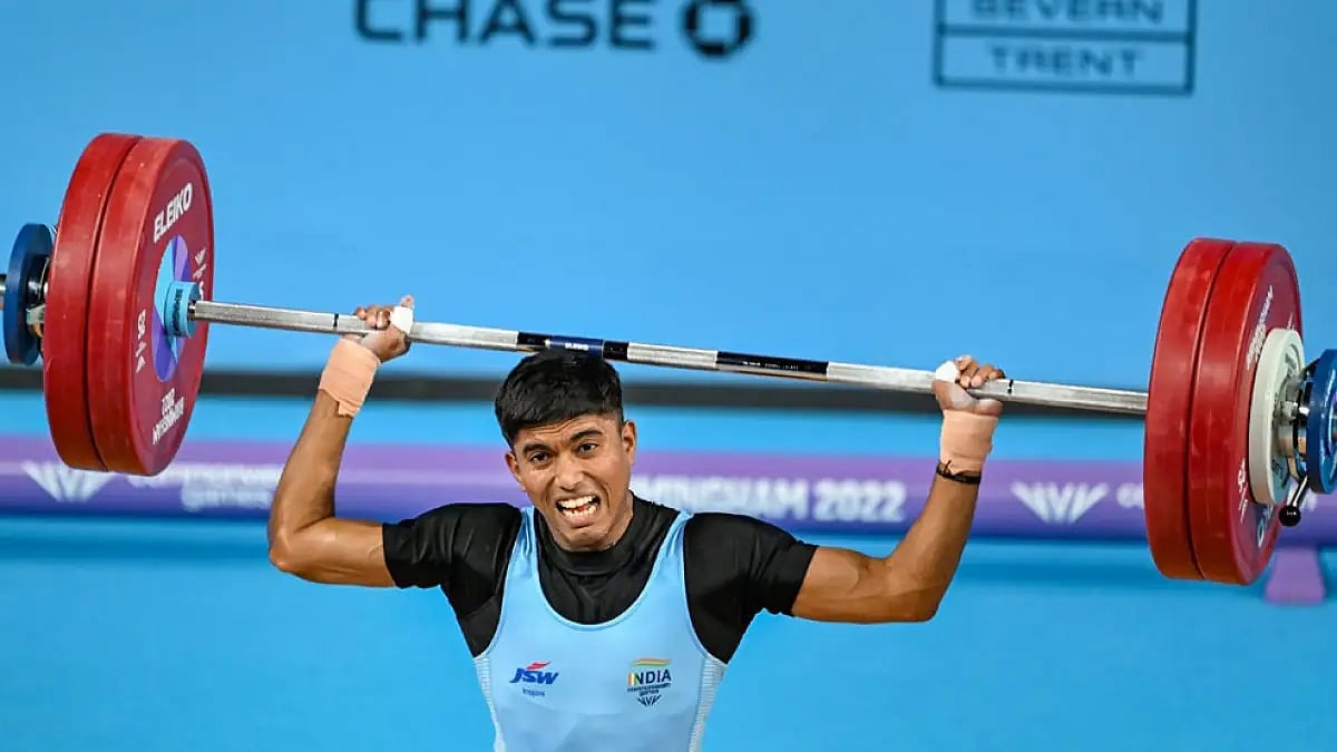 Sanket Mahadev Sargar sustained an UCL injury during men's 55kg weightlifting finals at CWG 2022.  