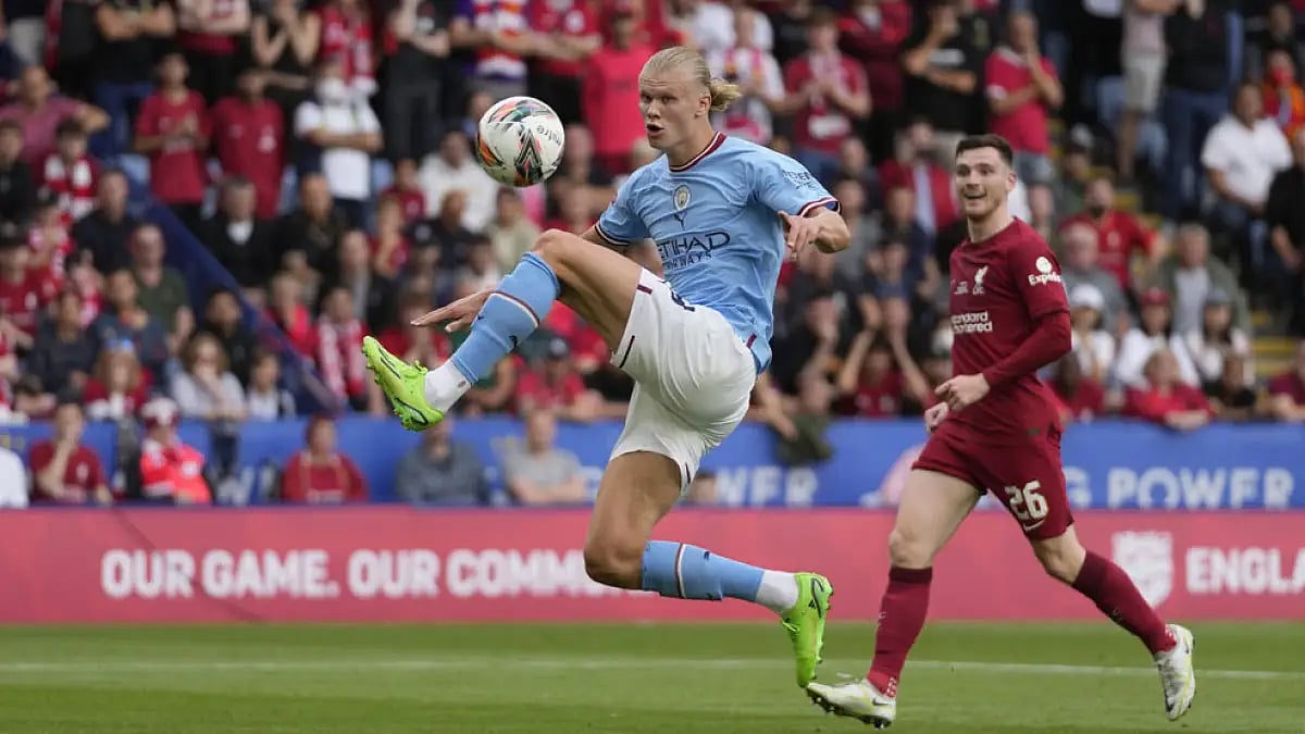 Manchester City's Erling Haaland controls the ball during the FA Community Shield 2022 match against Liverpool.