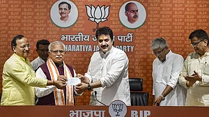 Ex Congress Leader Kuldeep Bishnoi Lauds Modi, Says ‘Best PM’ Ever