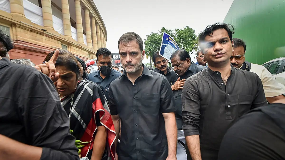 Congress march towards Rashtrapati Bhawan 