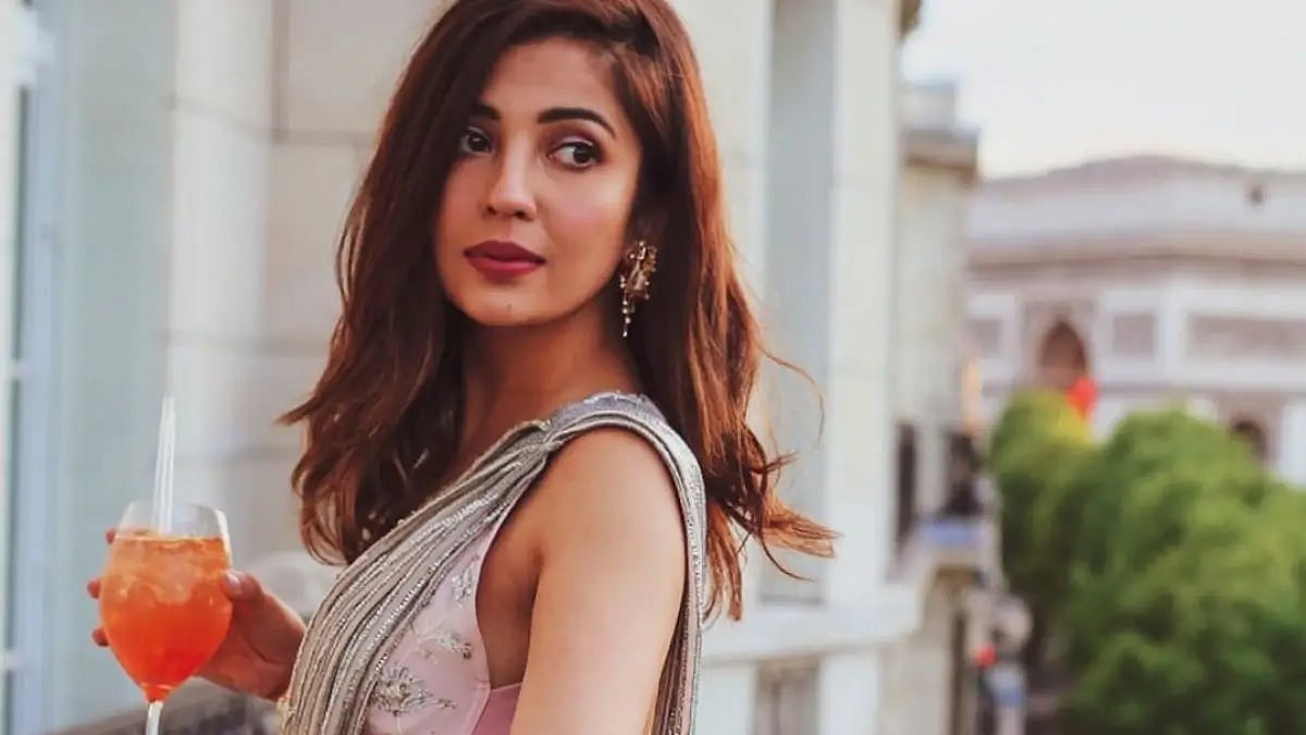 Instagram : Barkha Singh