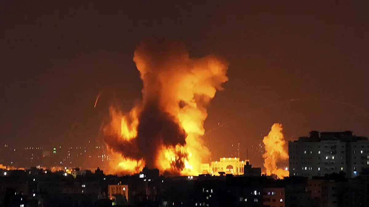 Israel And Gaza Militants Continue Fighting After Deadly Strikes