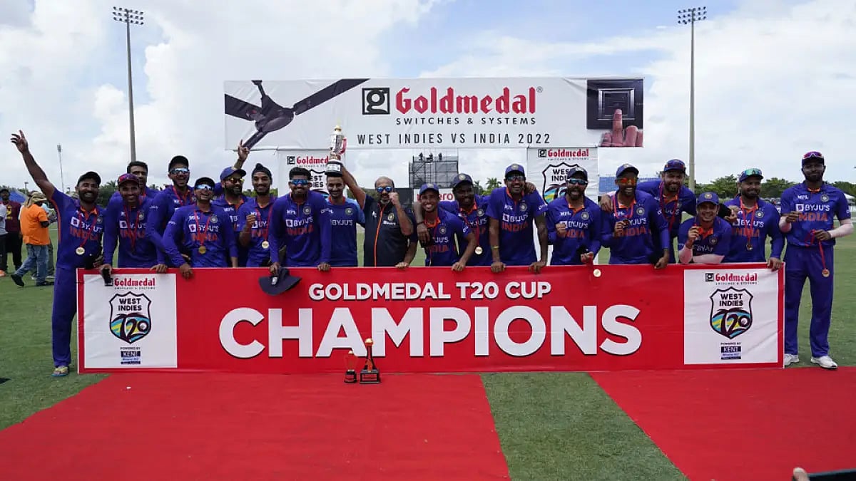 India players celebrate after beating West Indies in the fifth and final T20I.