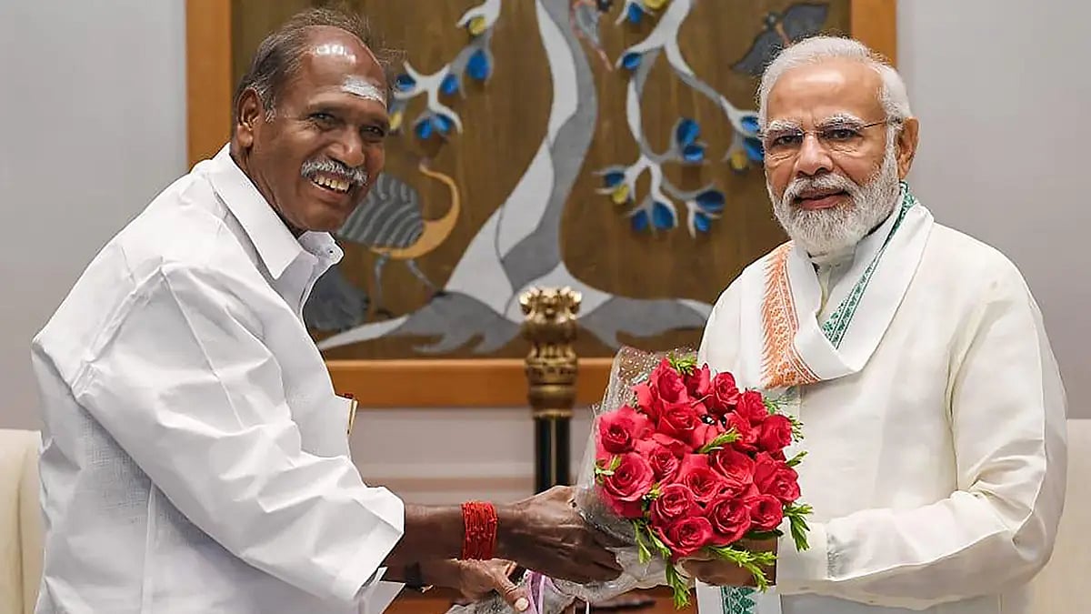 PM Modi and Puducherry CM N. Rangasamy 