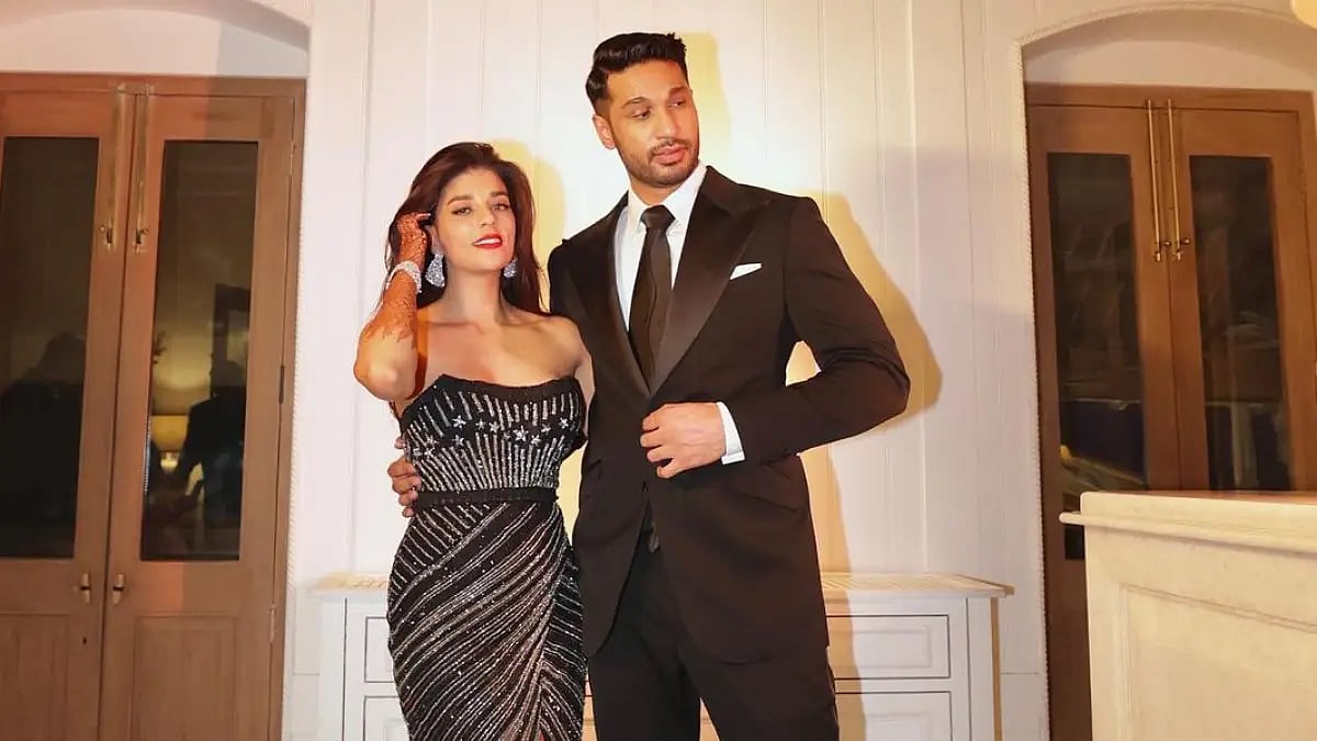 Arjun Kanungo and Carla Dennis