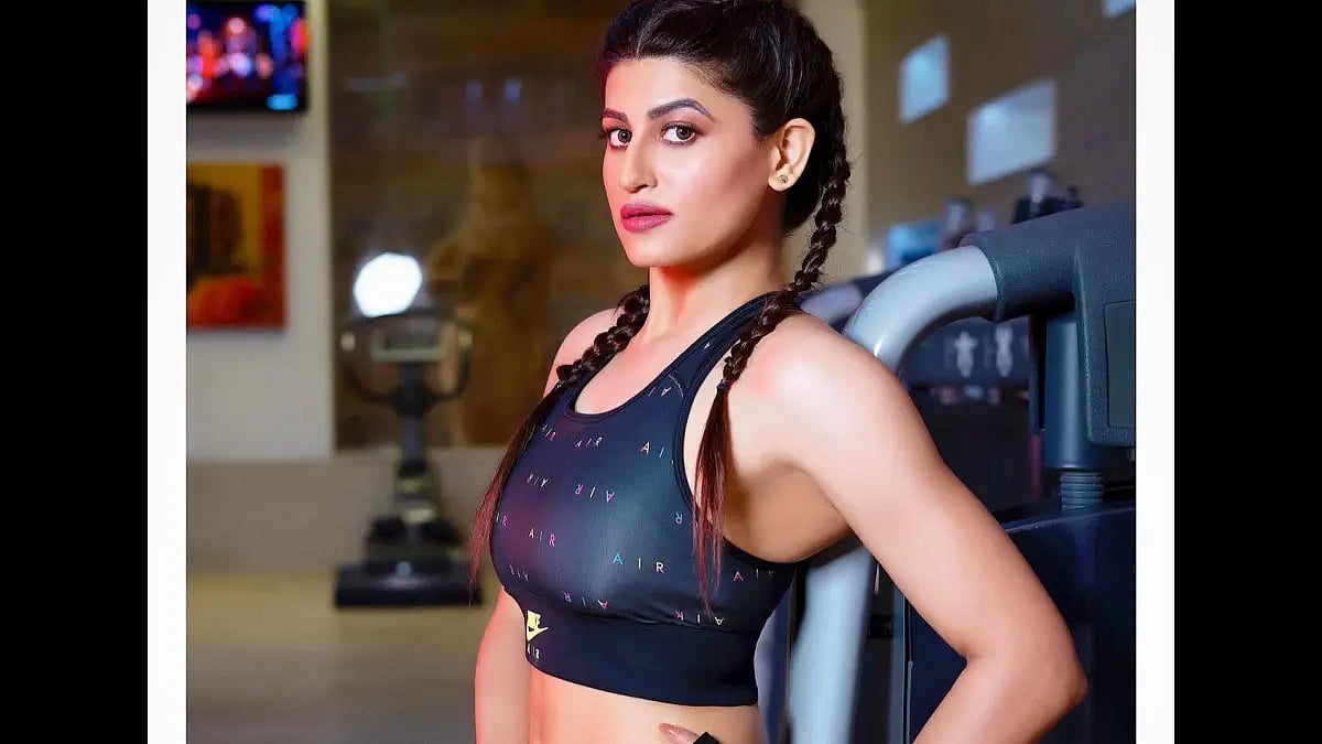 Actress Khanak Budhiraja 